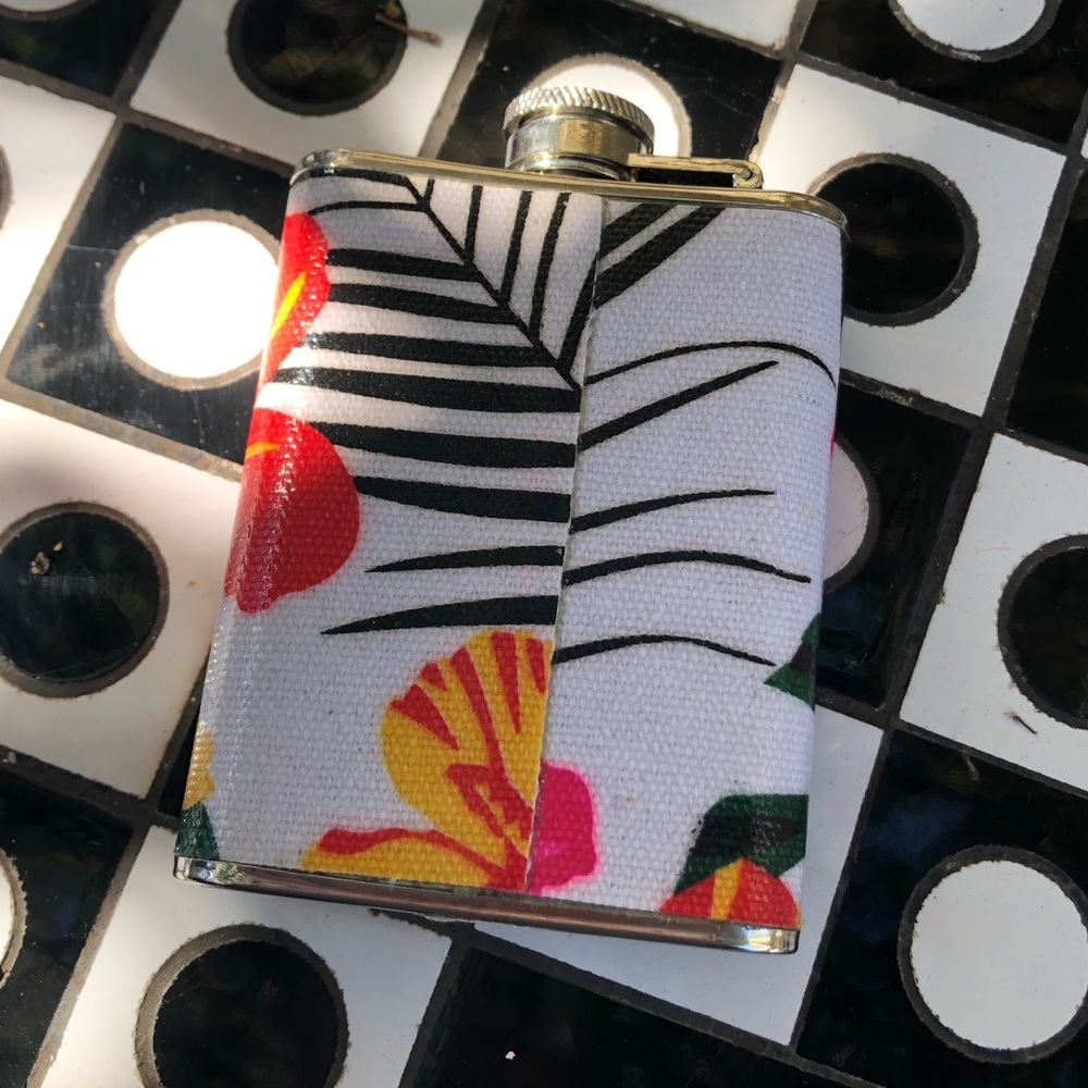 Floral flask - Picture 2 of 3